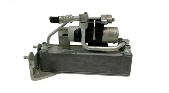 BMW X5 F15 Transmission/gearbox oil cooler 17228570449 8570449