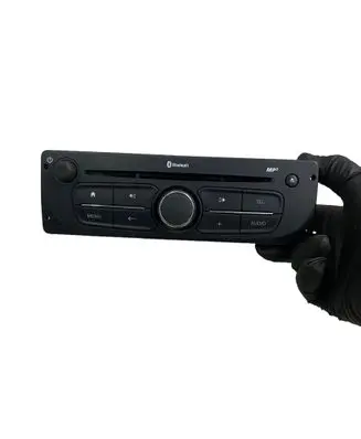 Renault Master III Radio/CD/DVD/GPS head unit A2C95566911