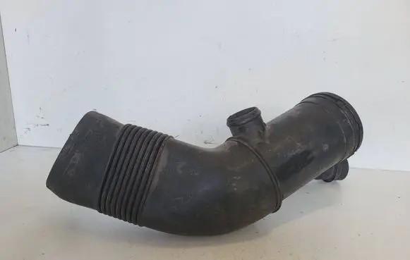 BMW 5 E60 E61 Air intake duct part 4809077901