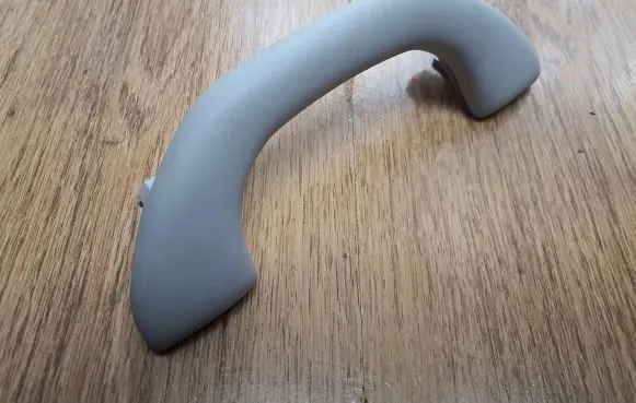 Volkswagen PASSAT B6 Front interior roof grab handle 1K0857607