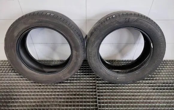 Chrysler 300 - 300C R18 summer tire 