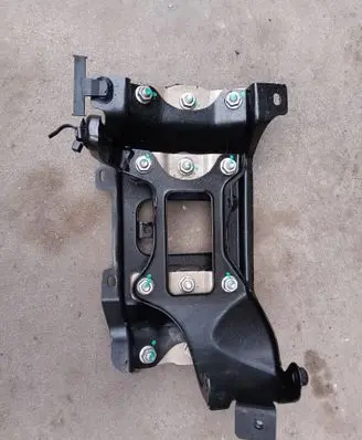 MG MG4 ev A/C compressor mount bracket 11385532