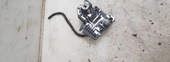 Audi A6 S6 C6 4F Tail light bulb cover holder 89037090