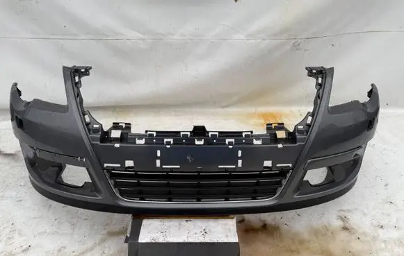 Volkswagen PASSAT B6 Front bumper 3C0807221 3C0805903