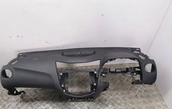 Nissan Navara D23 Dashboard