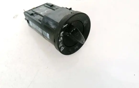 Volkswagen New Beetle Light switch 1C0941531B