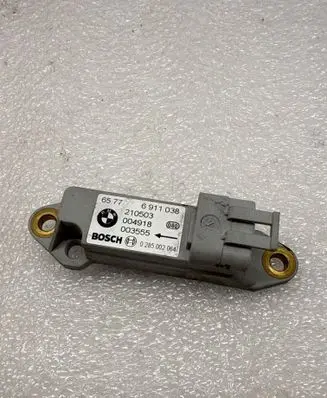 BMW 3 E46 Airbag deployment crash/impact sensor 6911038 0285002064