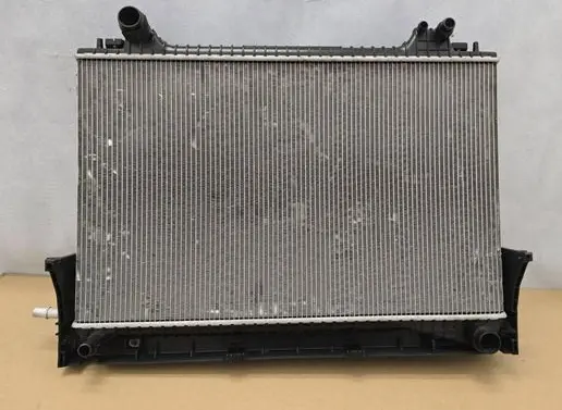 Jaguar XE Radiator set F771002 GX7319710RC