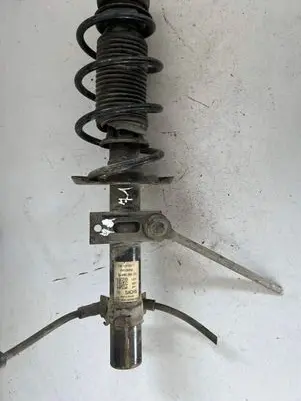 Audi A3 S3 8L Front shock absorber/damper 1S0413031C VW120V58 894901002562