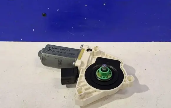 Mercedes-Benz E C207 W207 Front door window regulator motor A2078200642