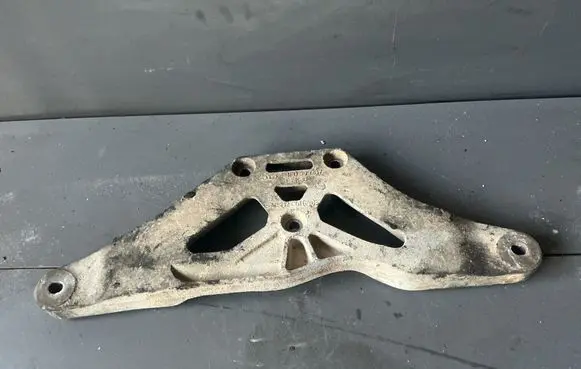 Audi A6 S6 C6 4F Rear differential/diff mount bracket 4f0599287