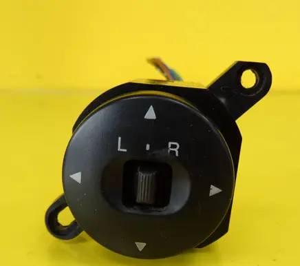 Mazda 626 Wing mirror switch