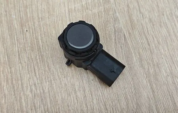 BMW 5 G30 G31 G38 Parking PDC sensor 9827032