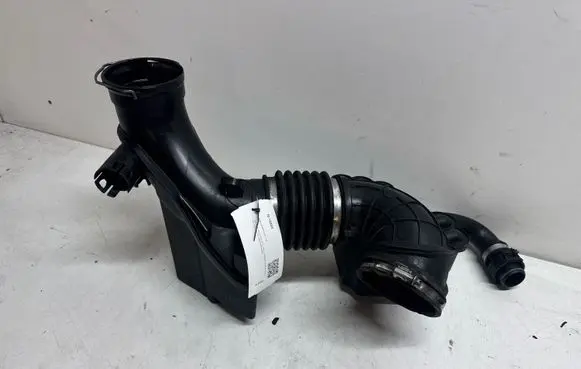 BMW 2 F22 F23 Air intake hose/pipe 8573994