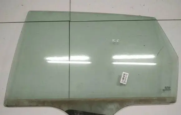 Honda Civic Rear door window glass AS2