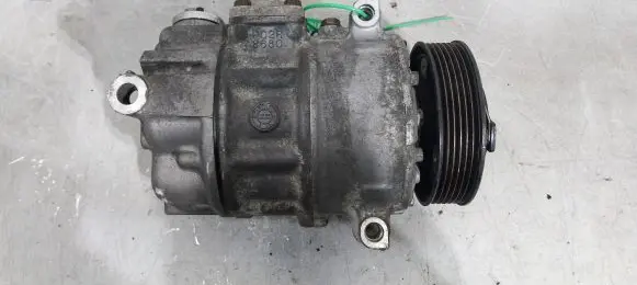 Volkswagen PASSAT B6 Air conditioning (A/C) compressor (pump) 1K0820803S
