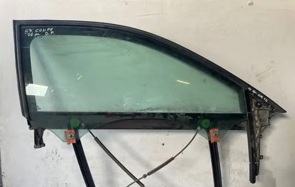 Front window lifting mechanism without motor