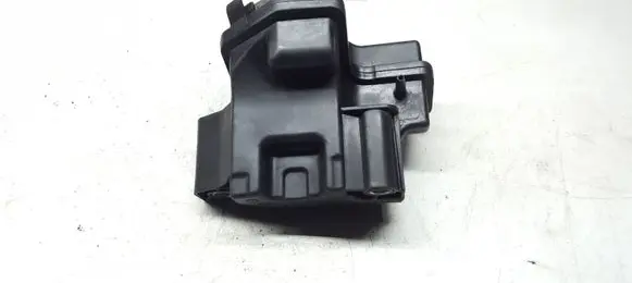 Opel Astra J Vacuum air tank 55571341