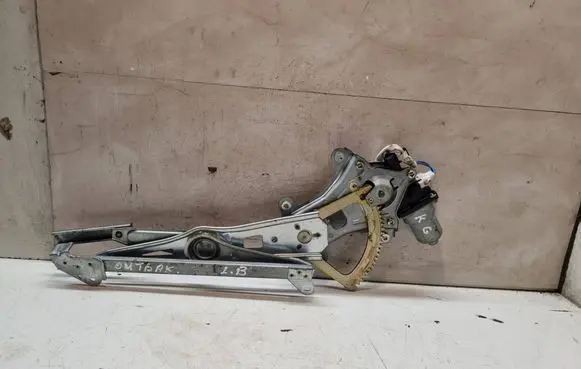 Subaru Outback Rear door window regulator with motor 