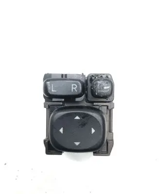 Toyota Avensis T270 Wing mirror switch 183646