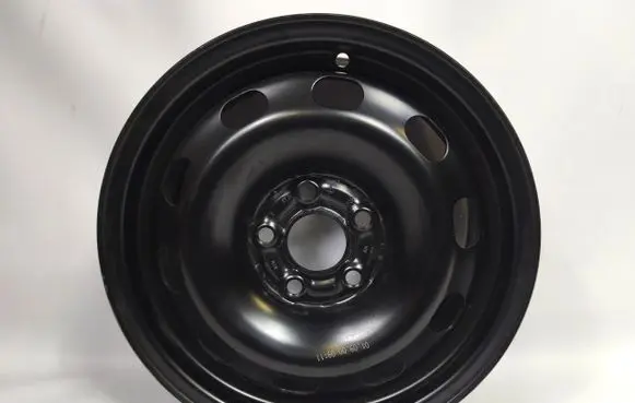 Volkswagen Golf IV R14 steel rim 