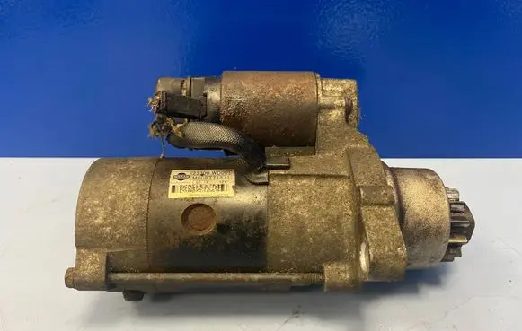 Nissan Almera Tino Starter motor 23300WD001 M008T71371