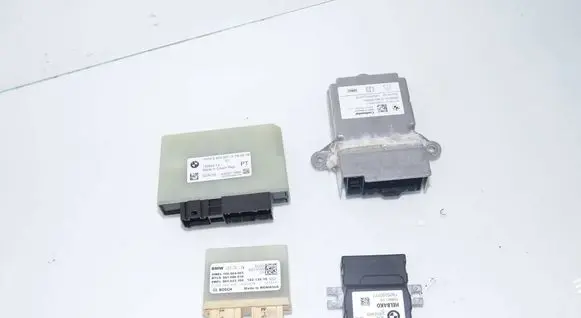 BMW 3 G20 G21 Fuel injection pump control unit/module 9452468 16149452468 16145A625D0