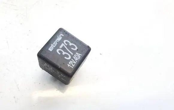 Volkswagen PASSAT B5.5 Other relay 8D0951253A 373