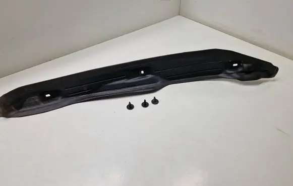Fender end trim