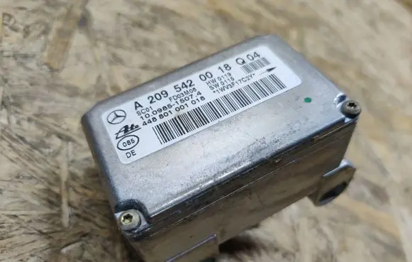 Mercedes-Benz C W203 ESP acceleration yaw rate sensor A2095420018