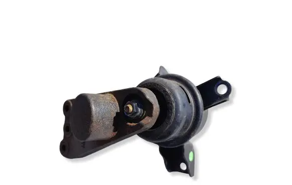 Hyundai i20 (PB PBT) Engine mount bracket 218251J500