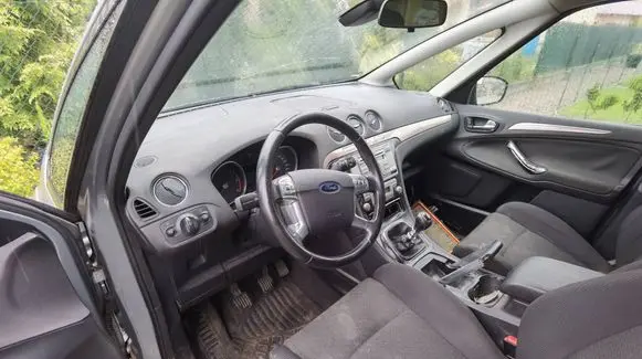 Ford S-MAX Dashboard 