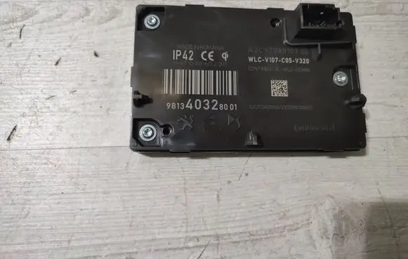 Peugeot 2008 II Wireless charging module 981340328001
