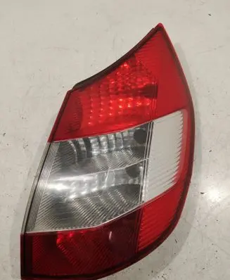 Renault Scenic II - Grand scenic II Rear/tail lights 8200493375