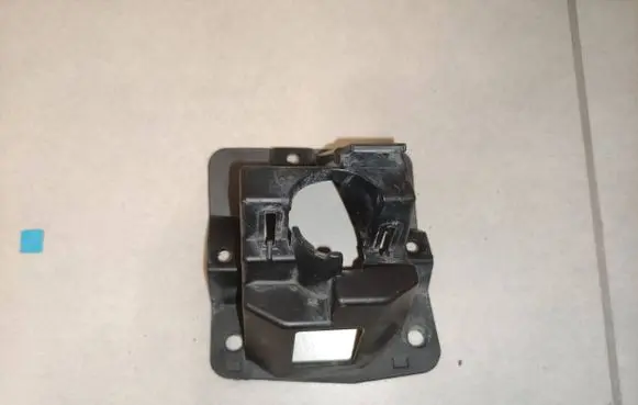 Skoda Octavia Mk3 (5E) Front bumper mounting bracket 5E0807596