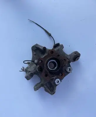 BMW 5 G30 G31 Rear wheel hub 6866337