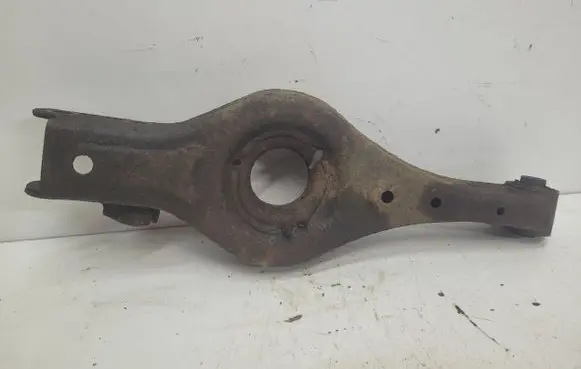 KIA Sportage Rear upper control arm/wishbone