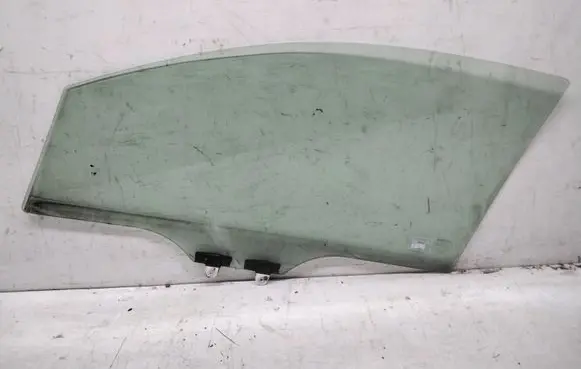 Honda FR-V Front door window glass four-door