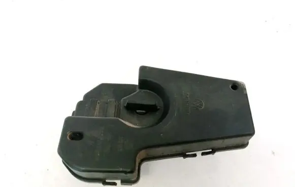 Volkswagen Sharan Tail light bulb cover holder 7m0945257A