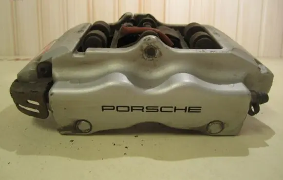 Porsche Cayenne (9PA) Rear brake caliper