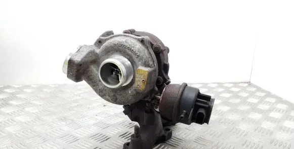 Audi A6 S6 C6 4F Turbo 03L145701E