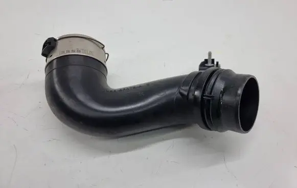 Intercooler hose/pipe