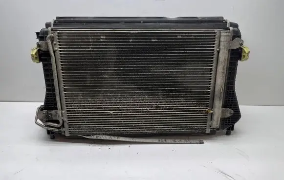 Volkswagen Golf Plus Radiator set 1K0121203AN 1K0820411N 1K0121521DD