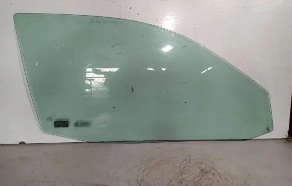 Volkswagen Golf IV Front door window/glass (coupe) 43R007951 DOT24AS2M19