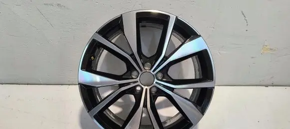Volkswagen Taigo R18 alloy rim 