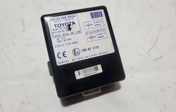Toyota Corolla Verso AR10 Door control unit/module 897410F010 10R021776 61B16800