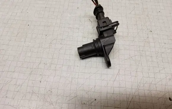 Renault Scenic II - Grand scenic II Camshaft position sensor 8200370572
