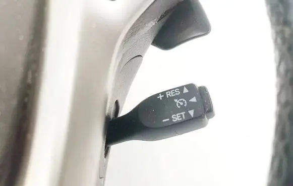 Toyota Avensis T270 Cruise control stalk 