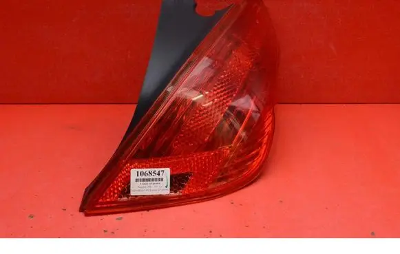 Peugeot 308 Rear/tail lights 9680425680