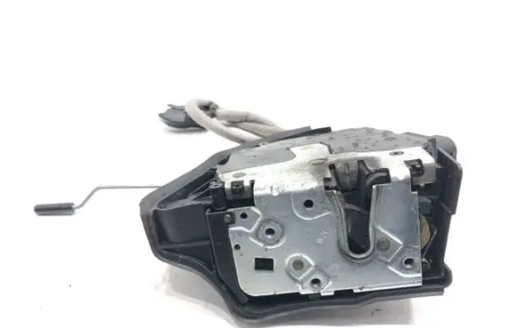 BMW X5 E53 Front door lock 